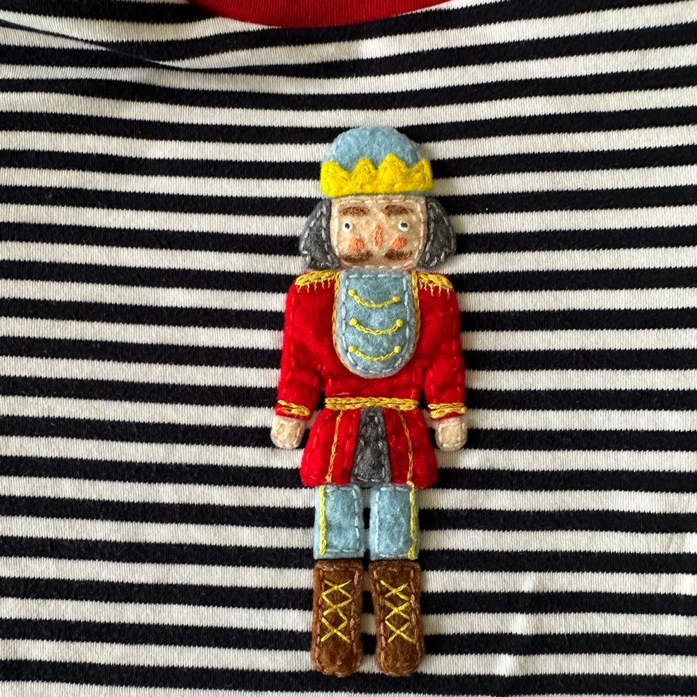 Bella Bliss appliqué tee nutcracker - Picture 3 of 4